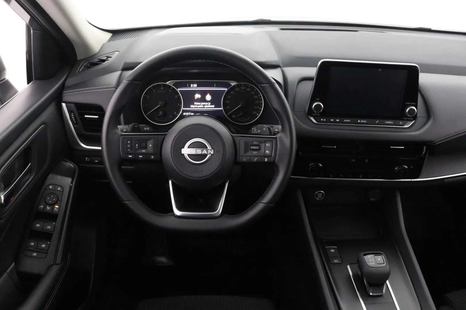 Nissan Qashqai NNR-830 carousel image