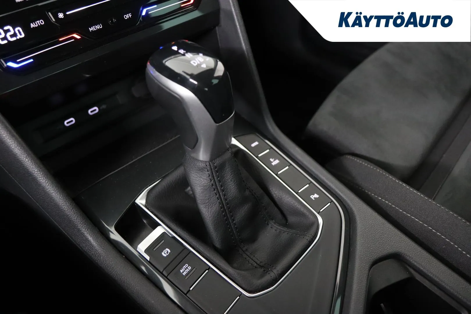 Volkswagen Tiguan FPC-888 carousel image