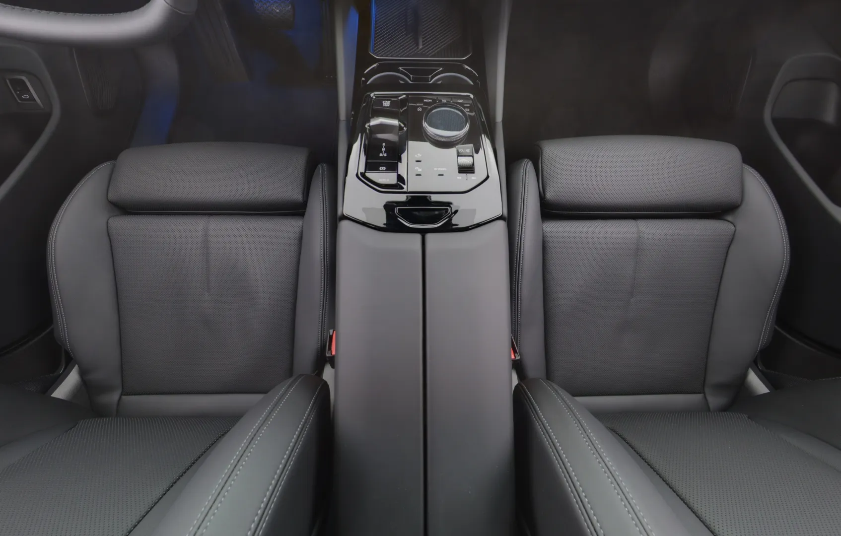 BMW 530e ISA-703 carousel image