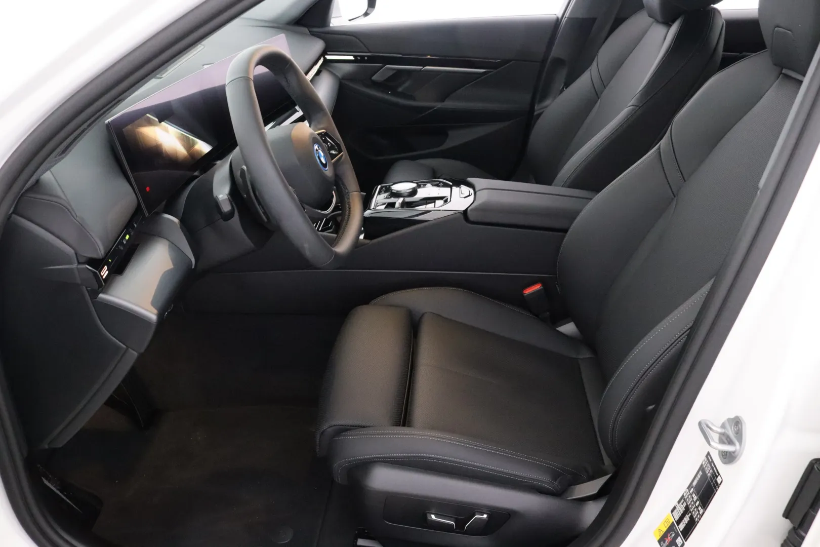 BMW 530e ISA-703 carousel image