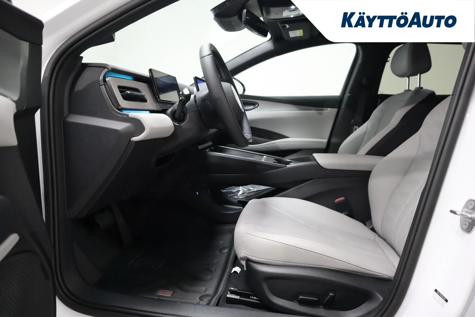 BYD Seal 6 DM-i GRO-245 carousel image