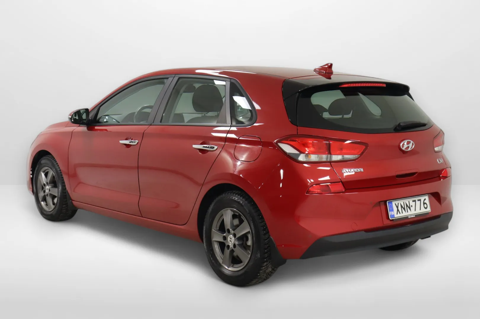 Hyundai i30 Hatchback XNN-776 carousel image