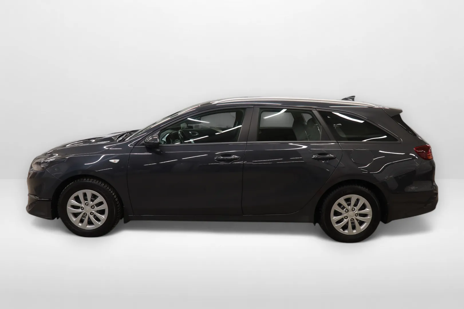 KIA Ceed XRB-623 carousel image