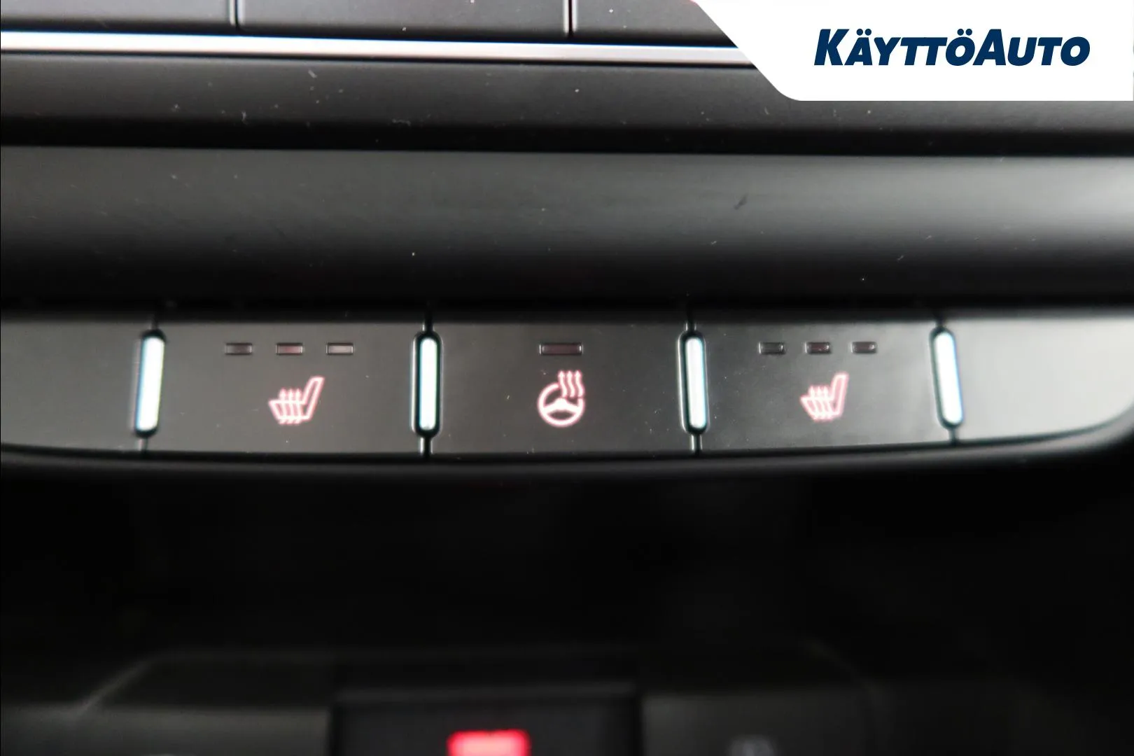 KIA Ceed XRB-623 carousel image