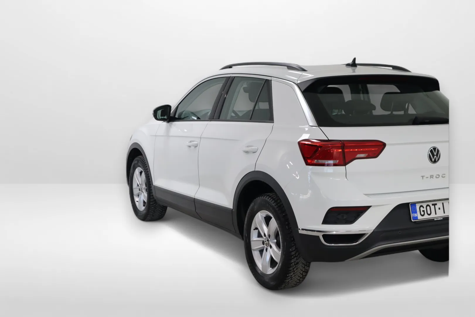 VOLKSWAGEN T-Roc GOT-111 carousel image