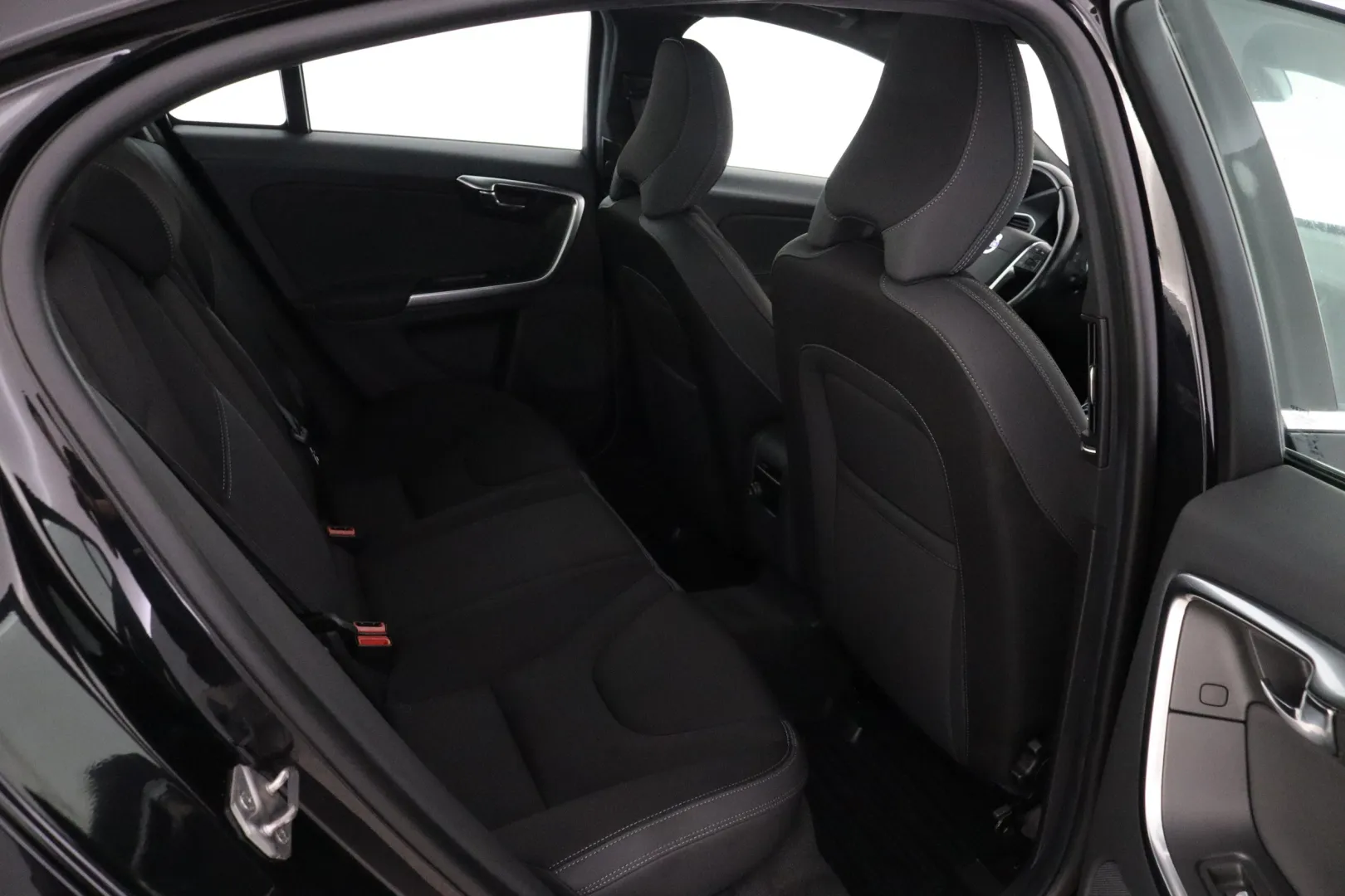 VOLVO S60 CJM-247 carousel image