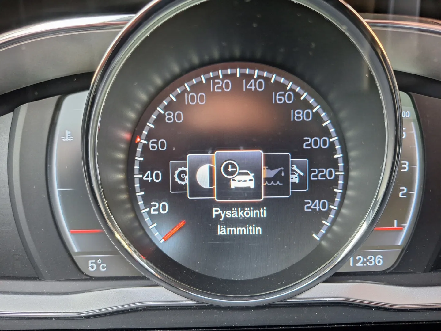 VOLVO S60 CJM-247 carousel image