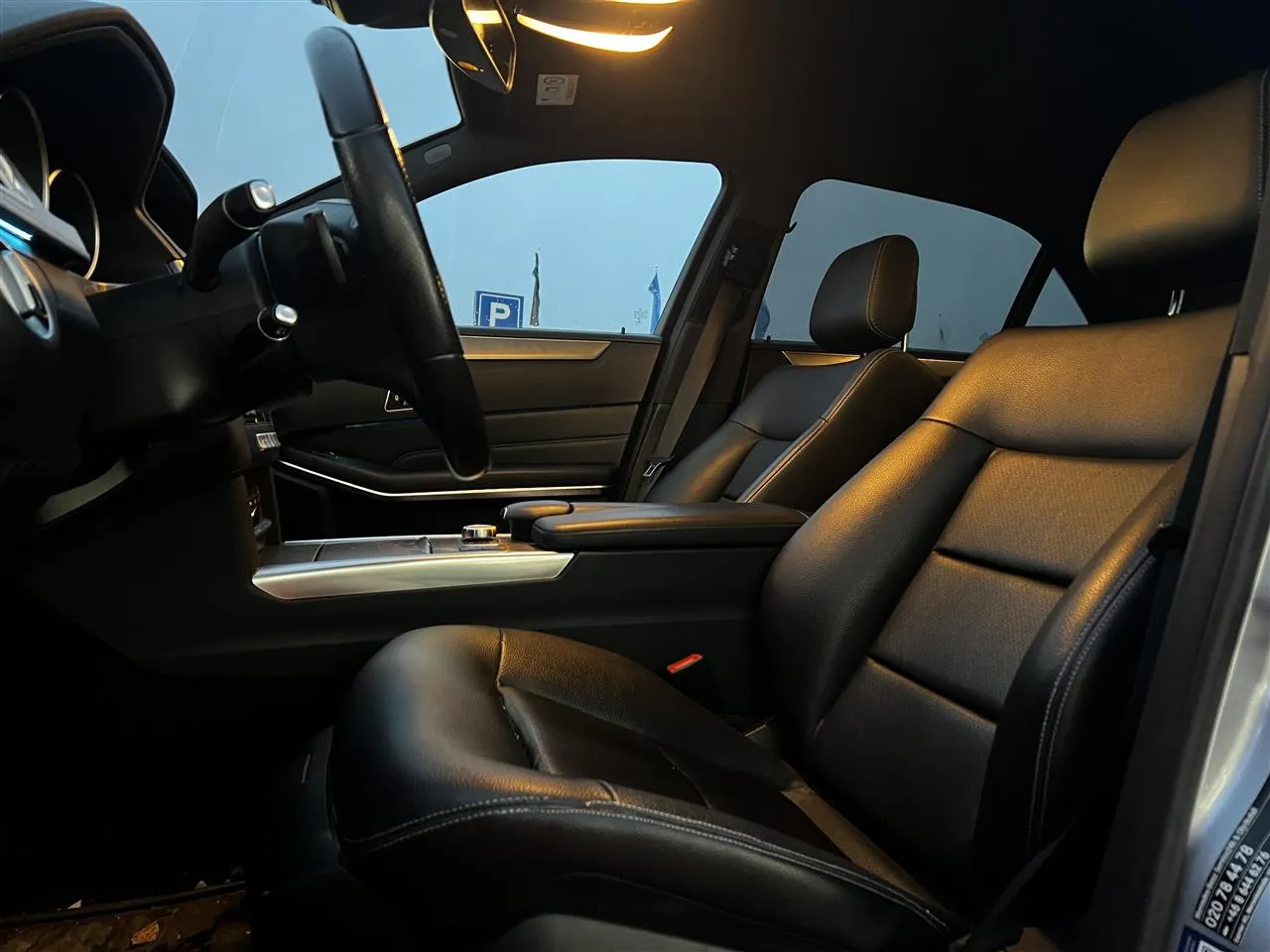 MERCEDES-BENZ E SOB-100 carousel image