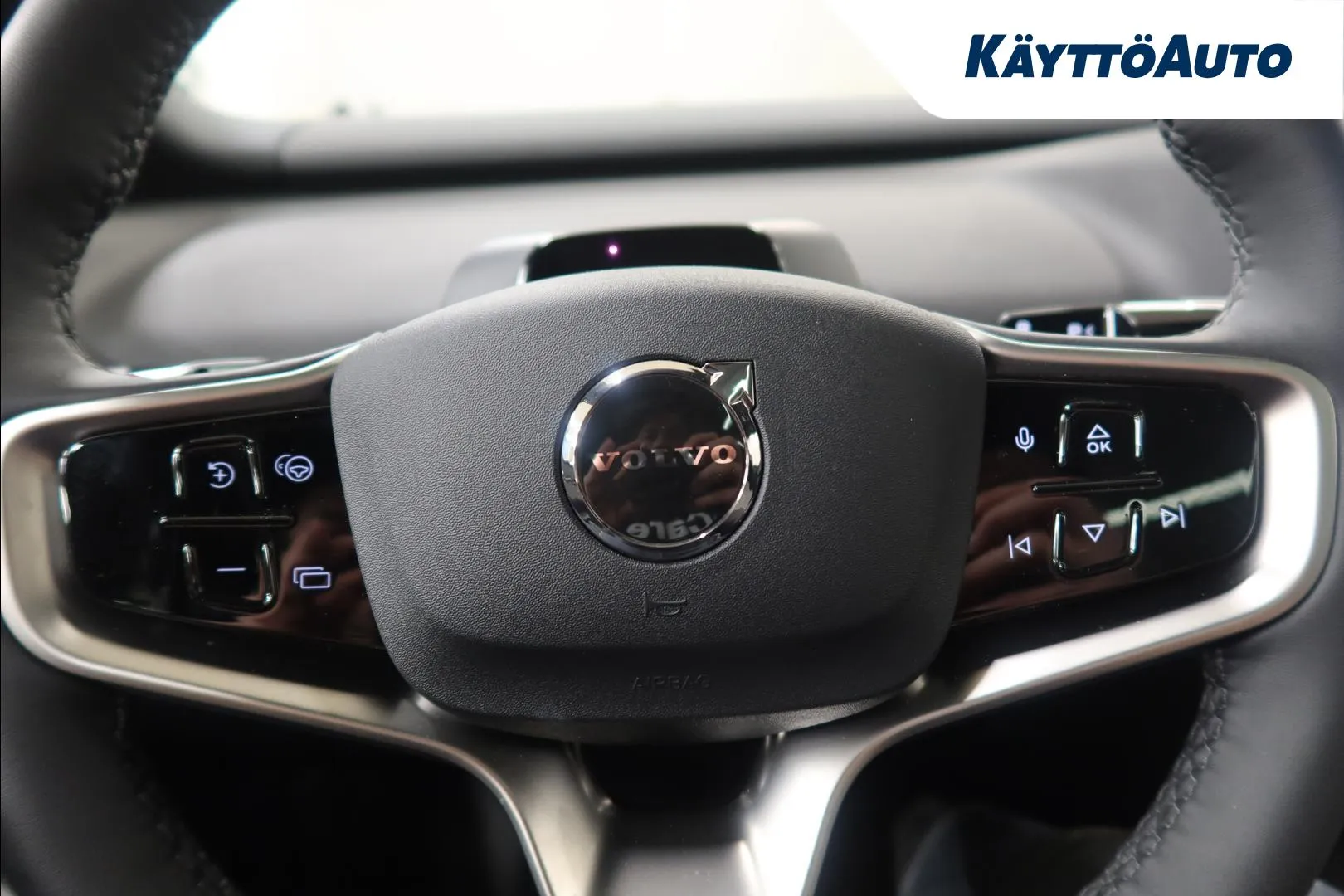 Volvo EX30 FSS-768 carousel image