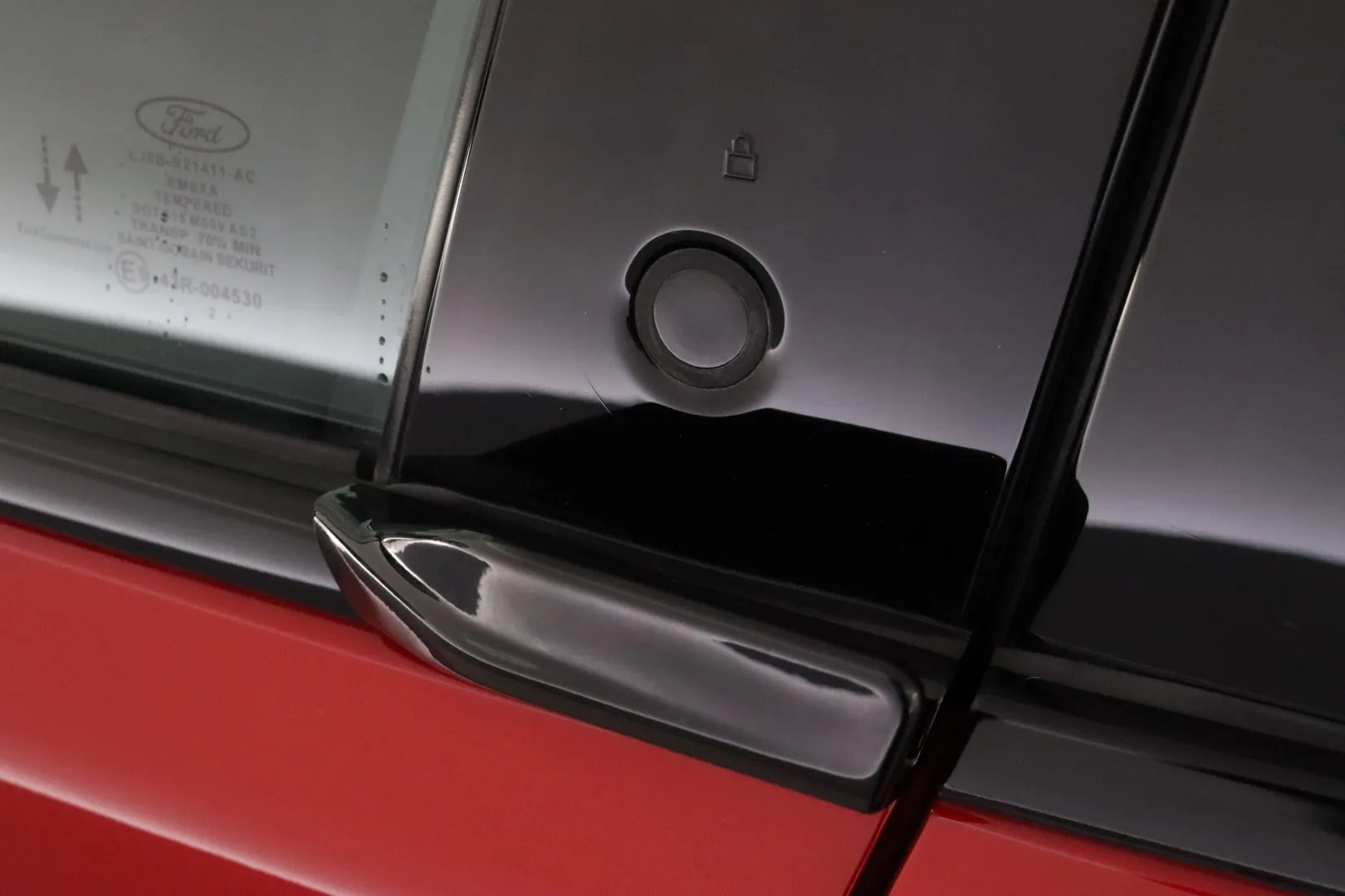 FORD Mustang Mach-E CRP-159 carousel image