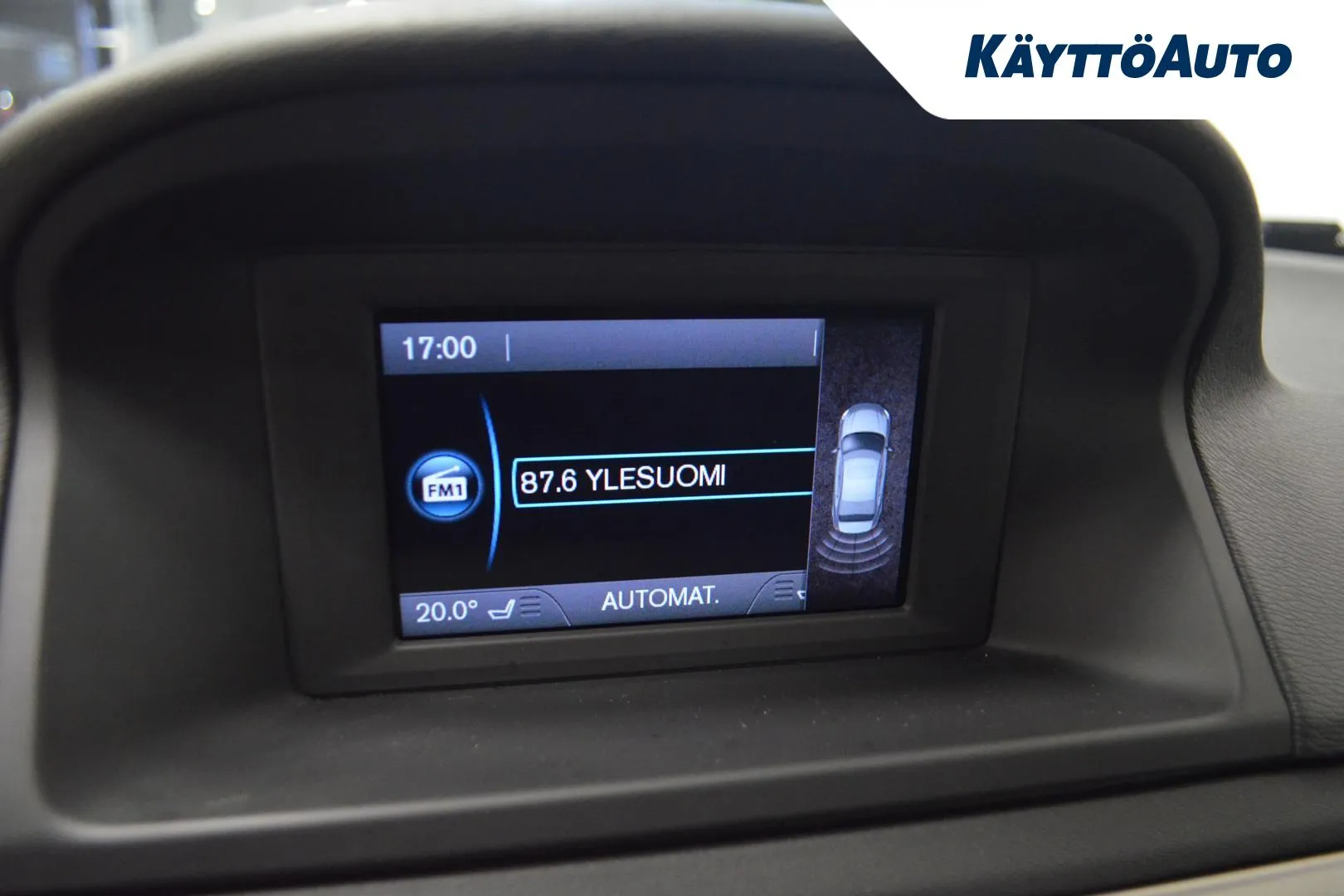 VOLVO V70 GKR-971 carousel image