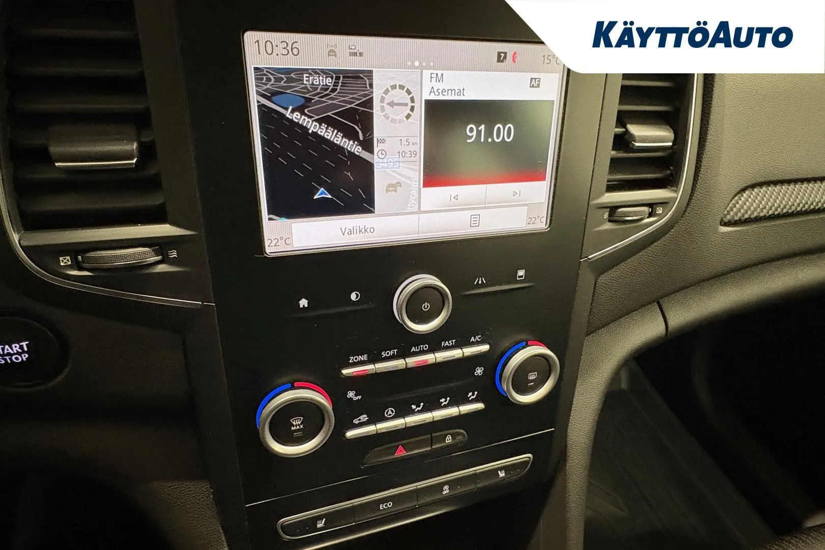 RENAULT Megane GMY-889 carousel image