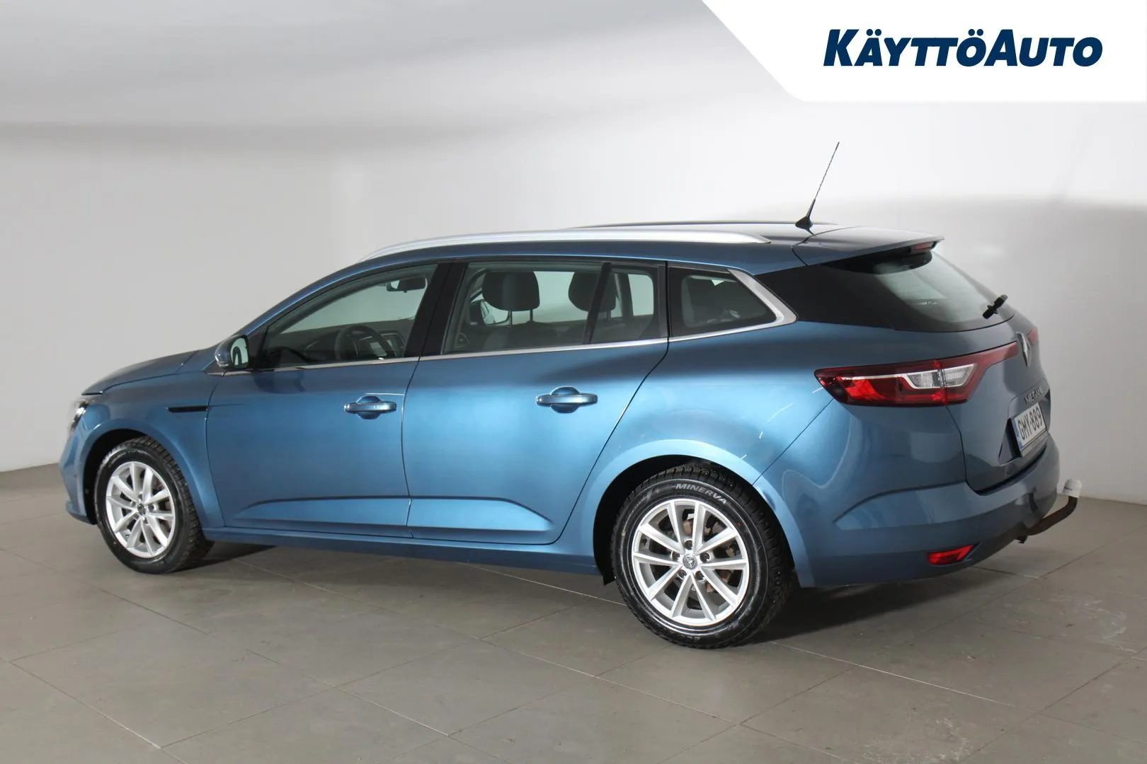 RENAULT Megane GMY-889 carousel image