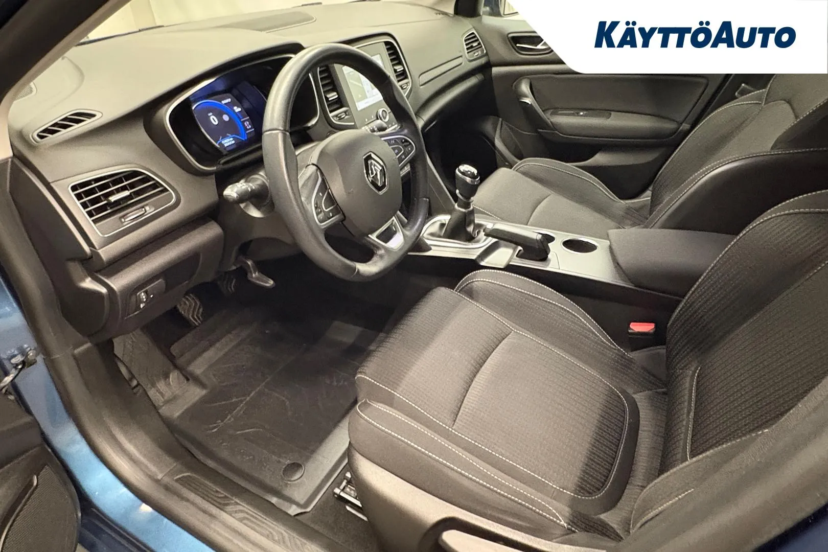 RENAULT Megane GMY-889 carousel image