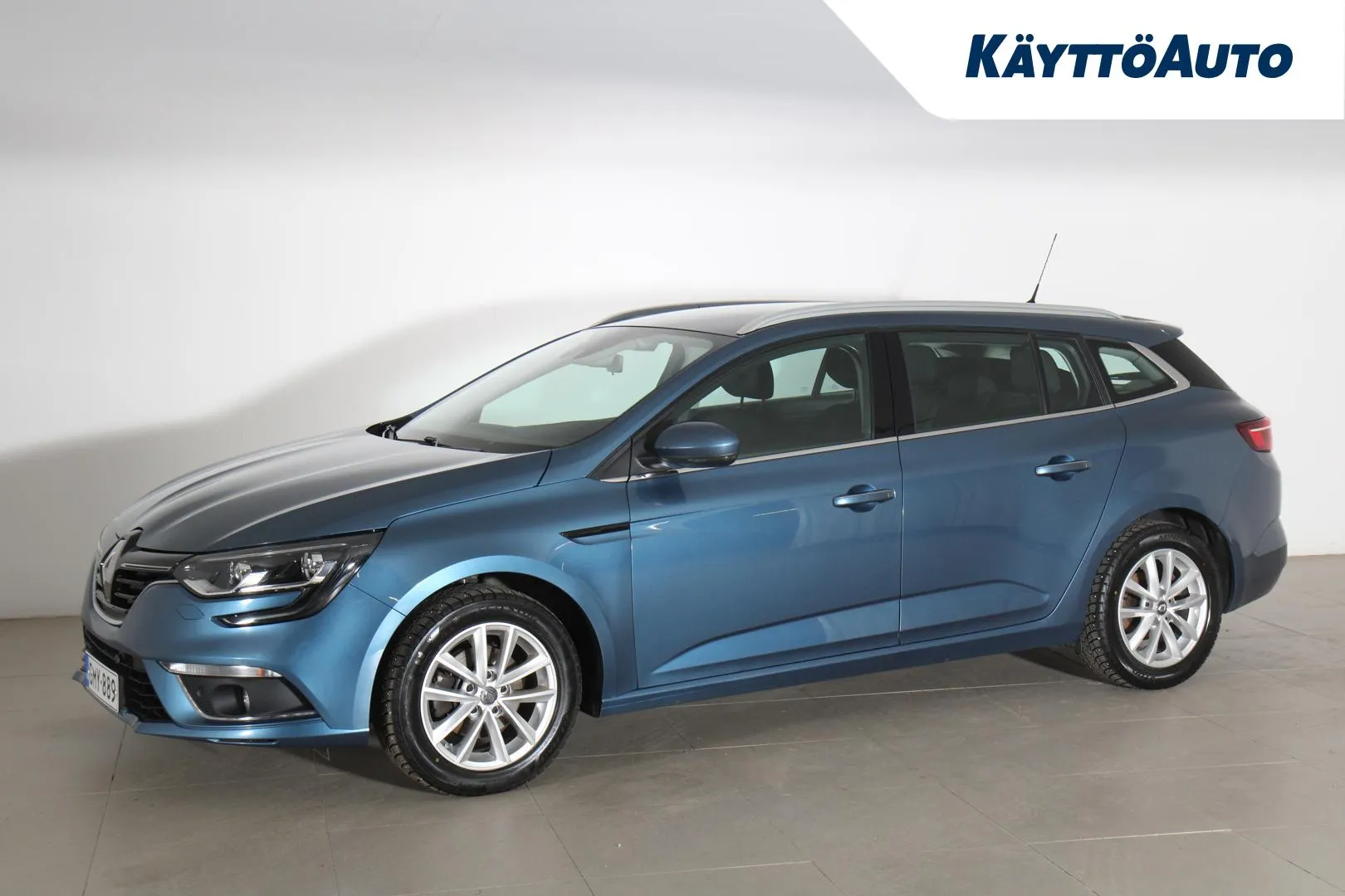 RENAULT Megane GMY-889 carousel image