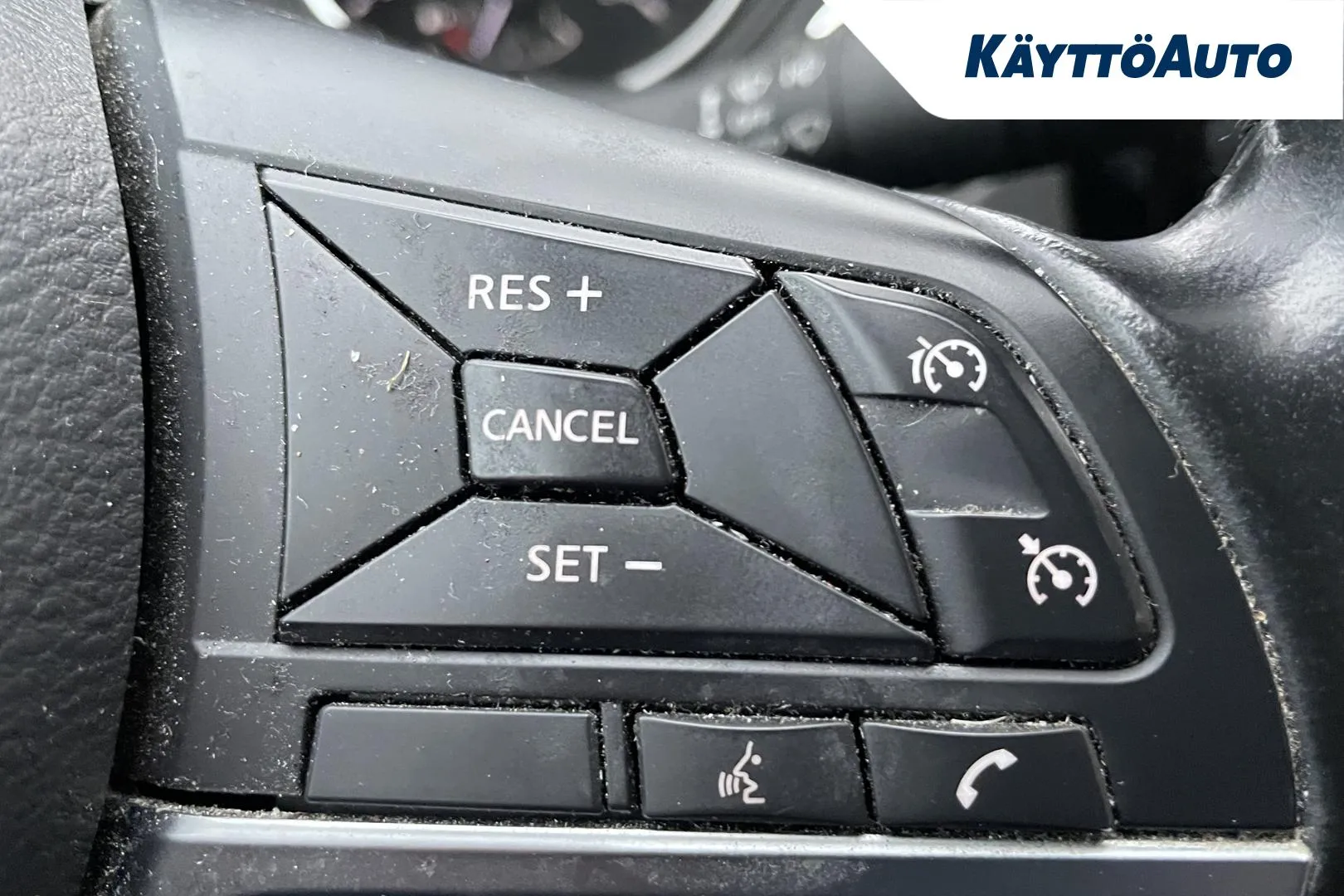 Nissan Qashqai RUB-973 carousel image