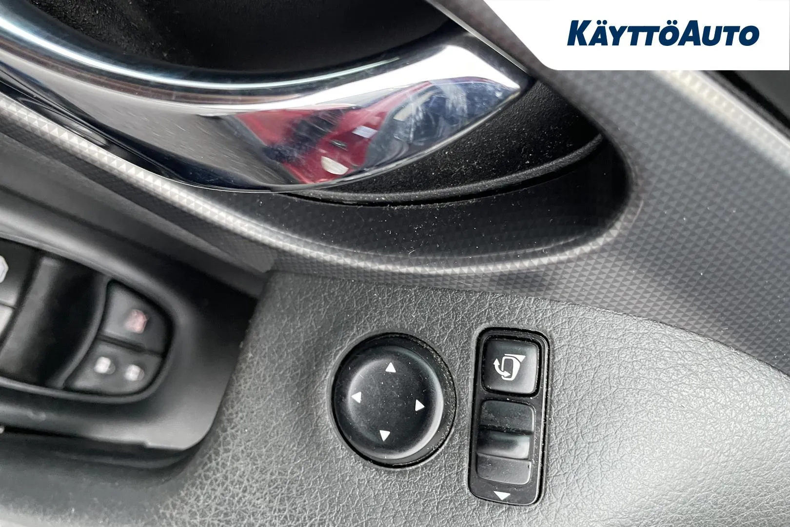 Nissan Qashqai RUB-973 carousel image