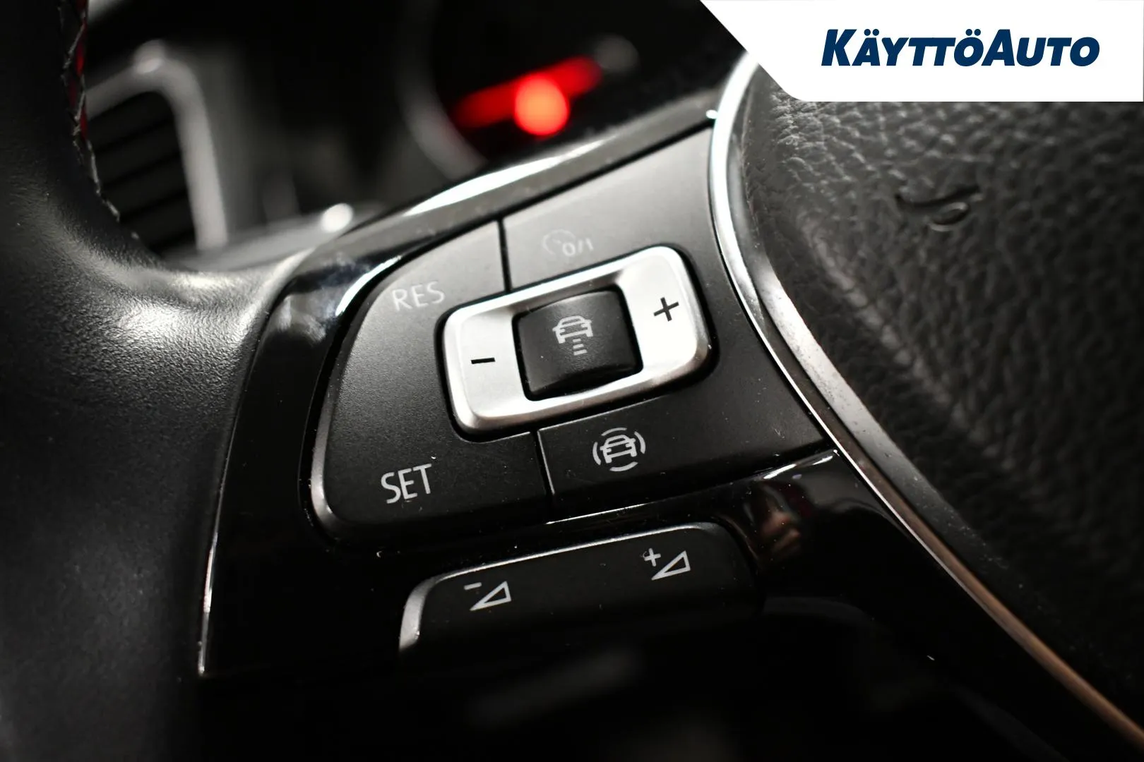 VOLKSWAGEN Golf FSK-795 carousel image