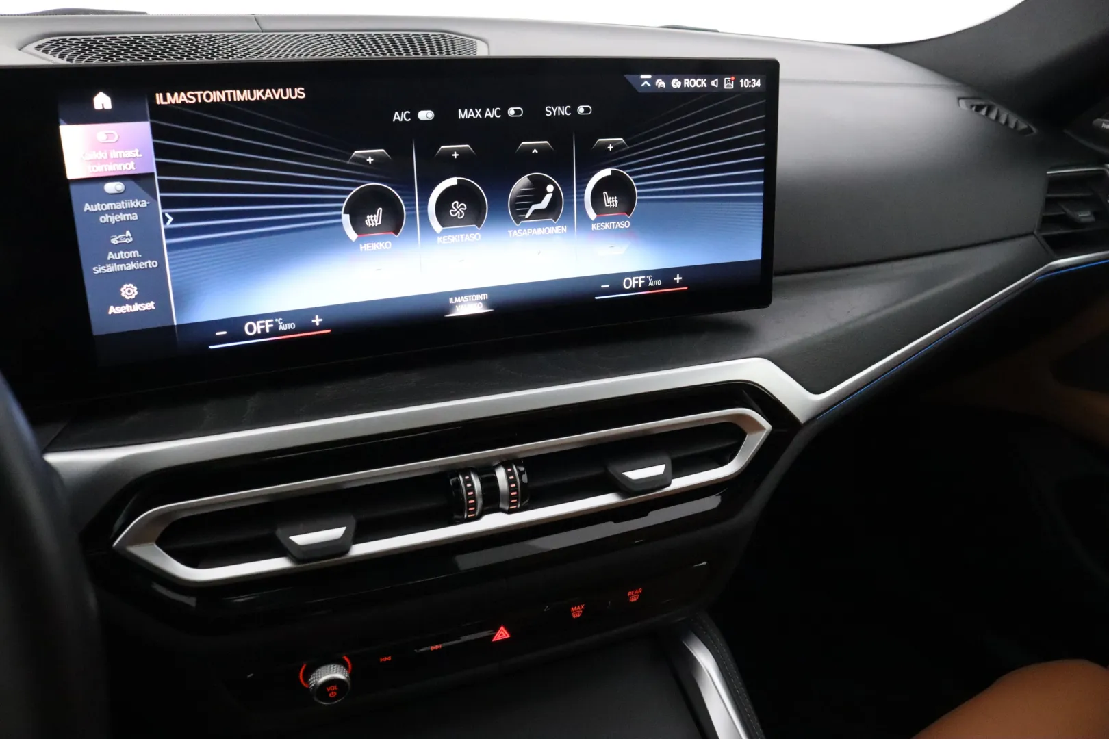 BMW i4 YMA-569 carousel image