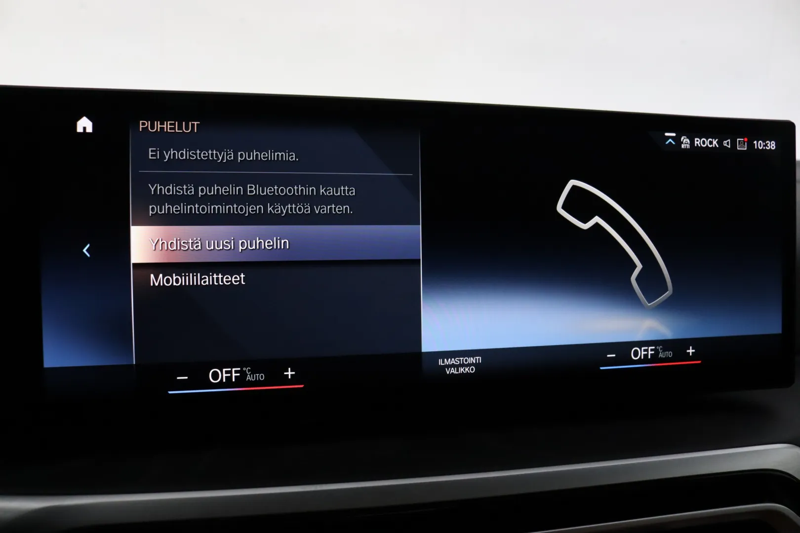 BMW i4 YMA-569 carousel image