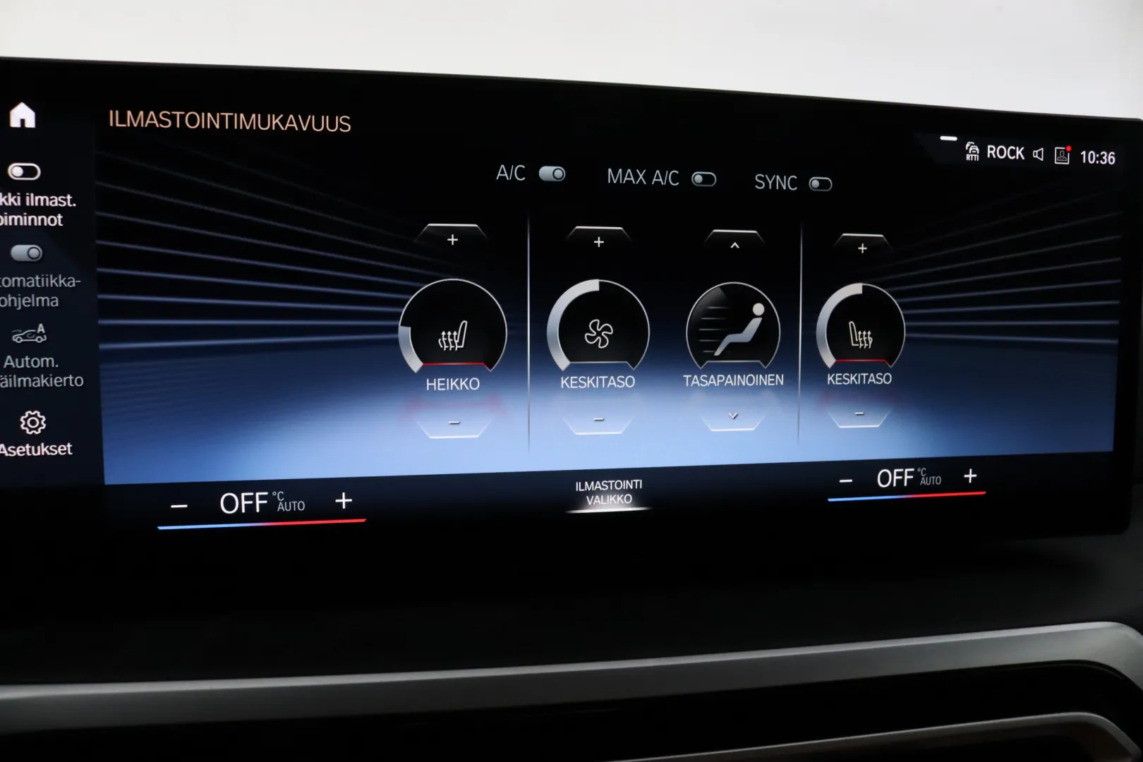 BMW i4 YMA-569 carousel image