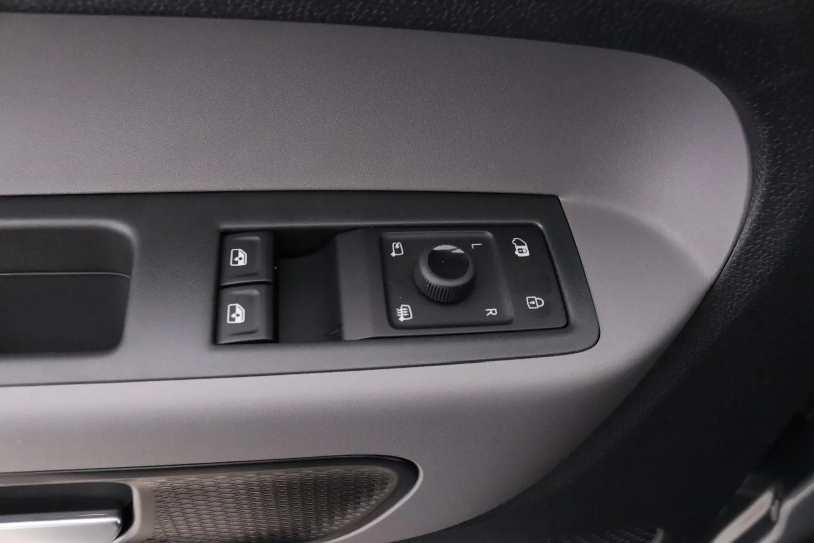 Volkswagen ID. Buzz Cargo KXP-578 carousel image