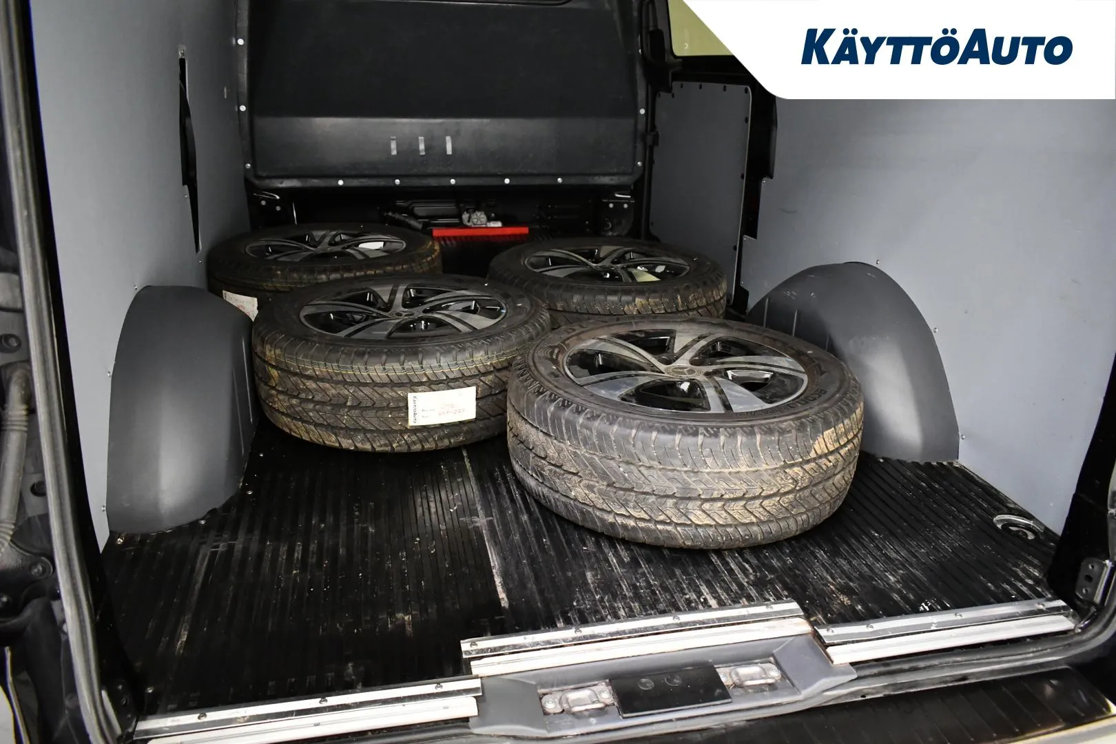 MERCEDES-BENZ Vito KVE-619 carousel image