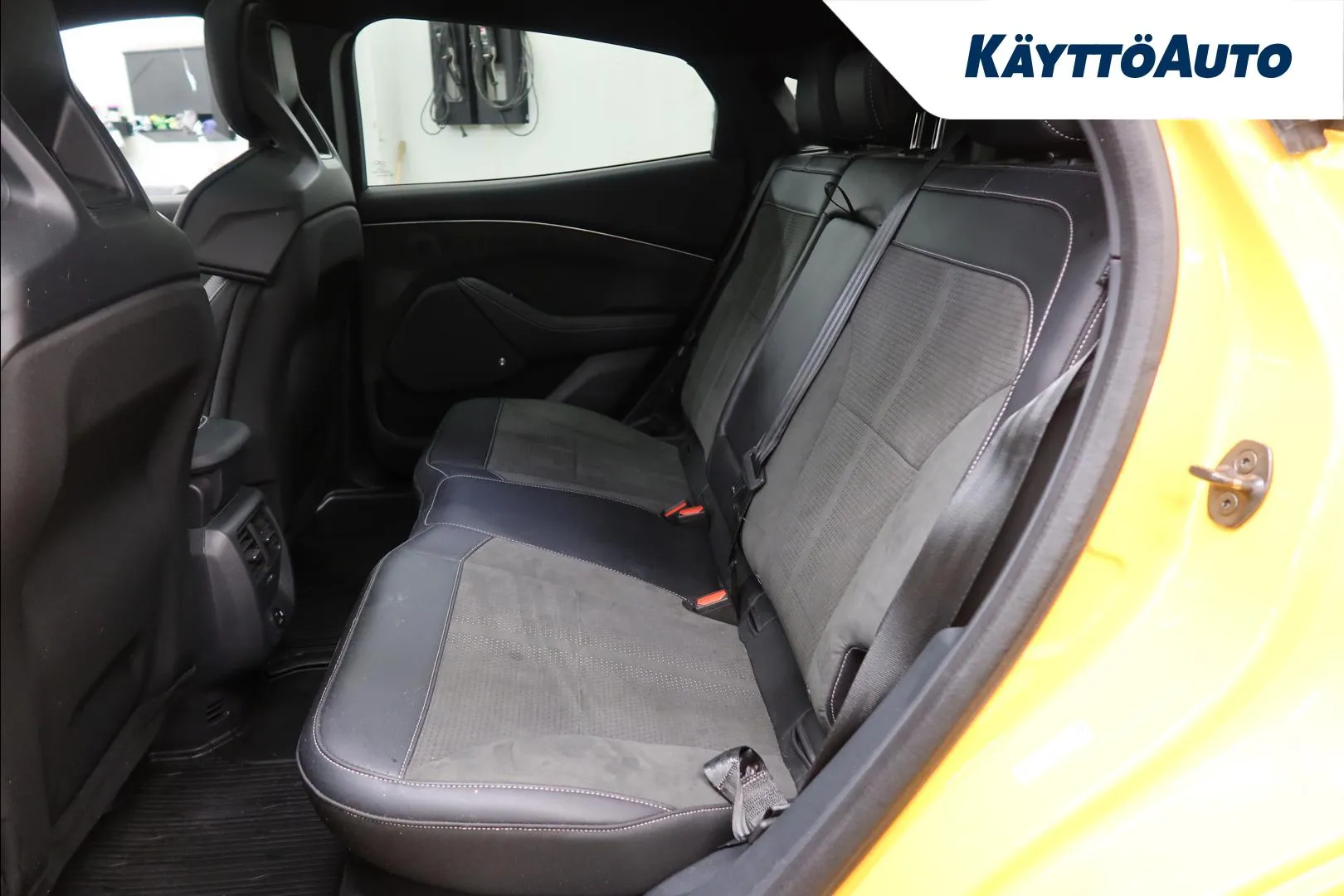 FORD Mustang Mach-E FOV-422 carousel image