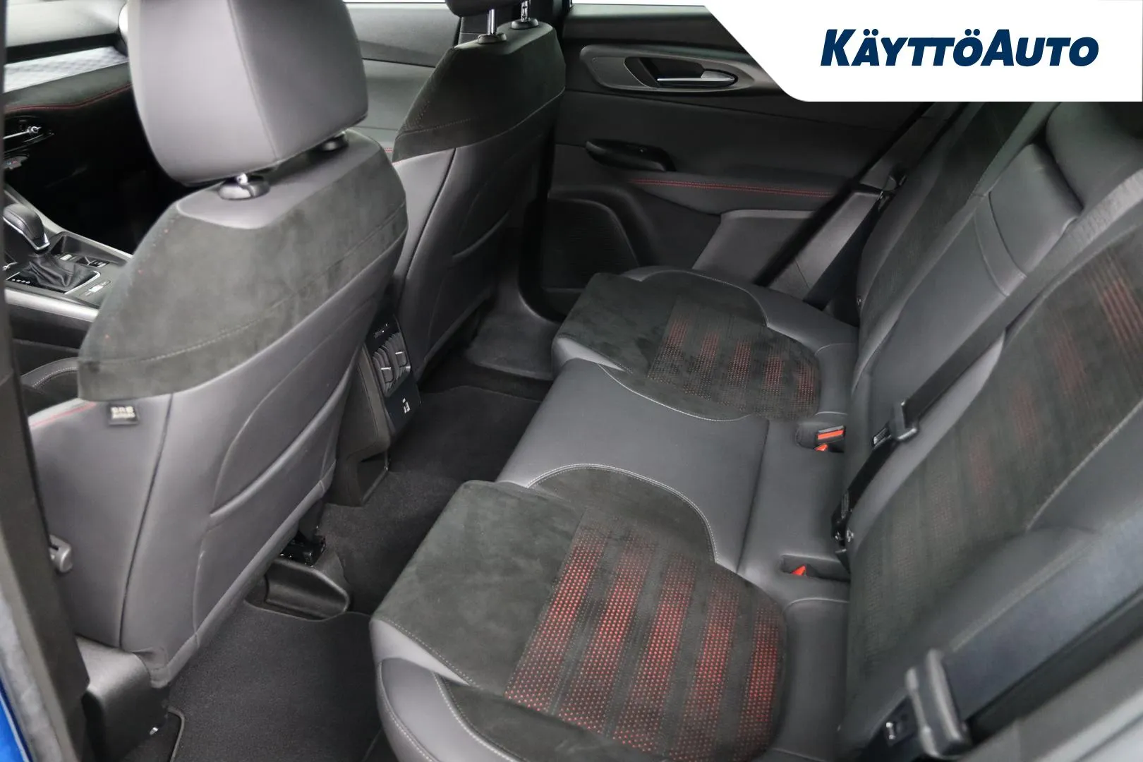 Alfa Romeo Tonale YXT-473 carousel image