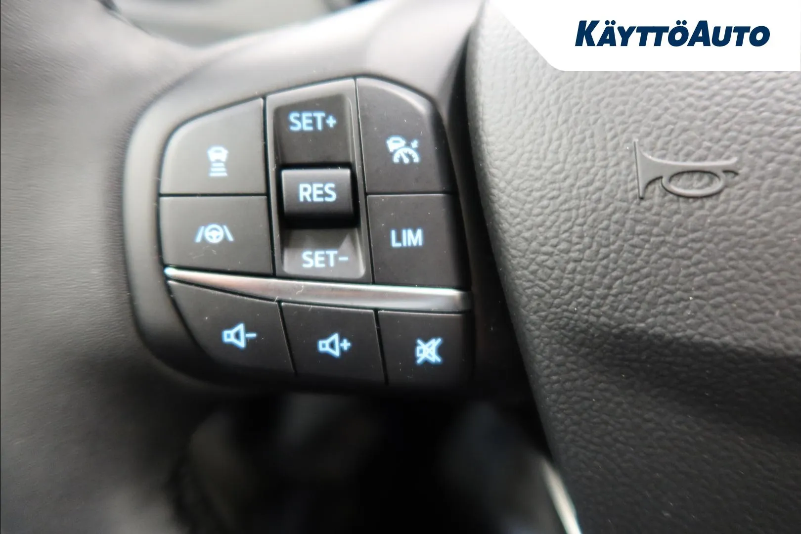 Ford Focus JOH-530 carousel image