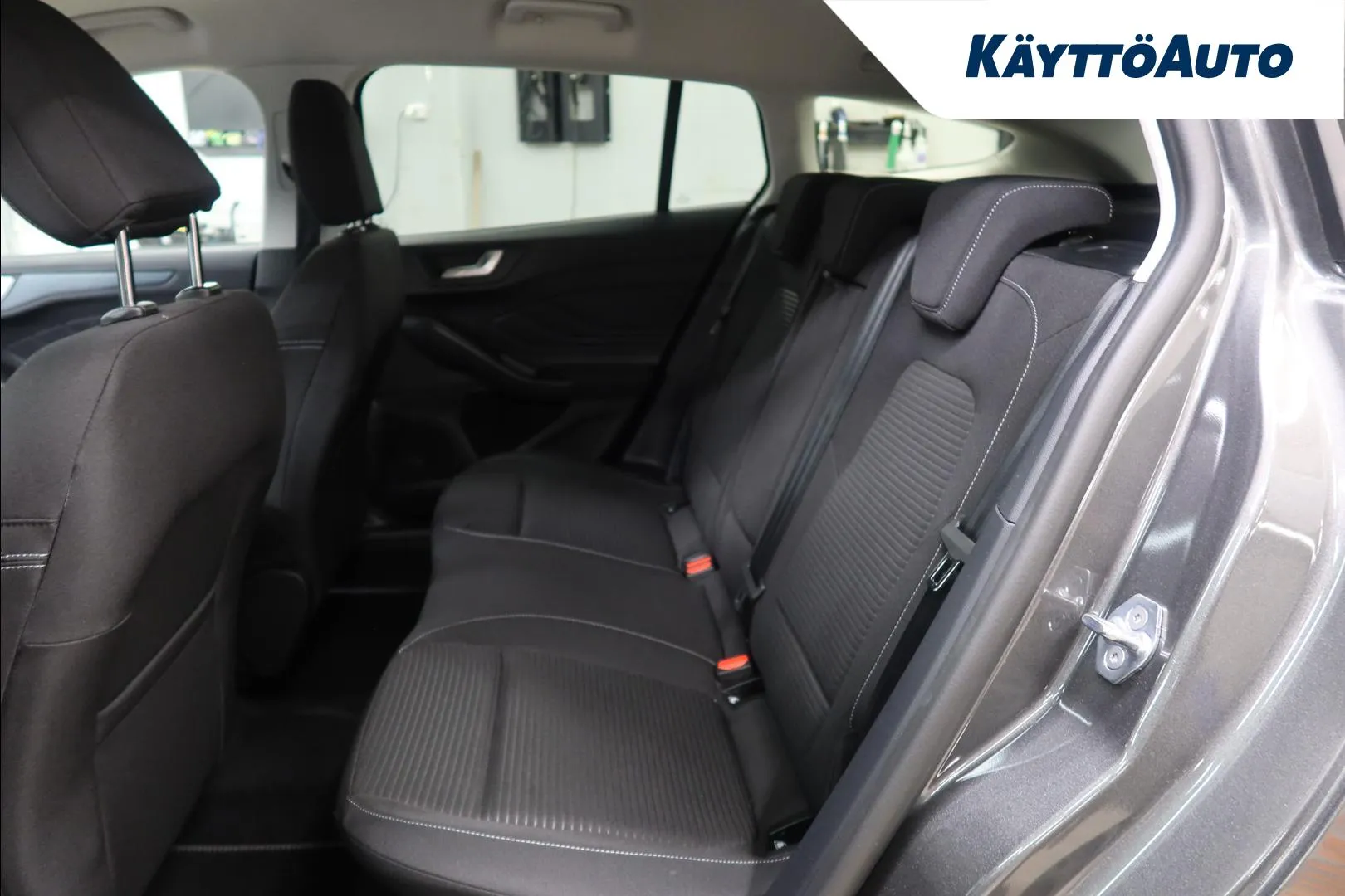 Ford Focus JOH-530 carousel image