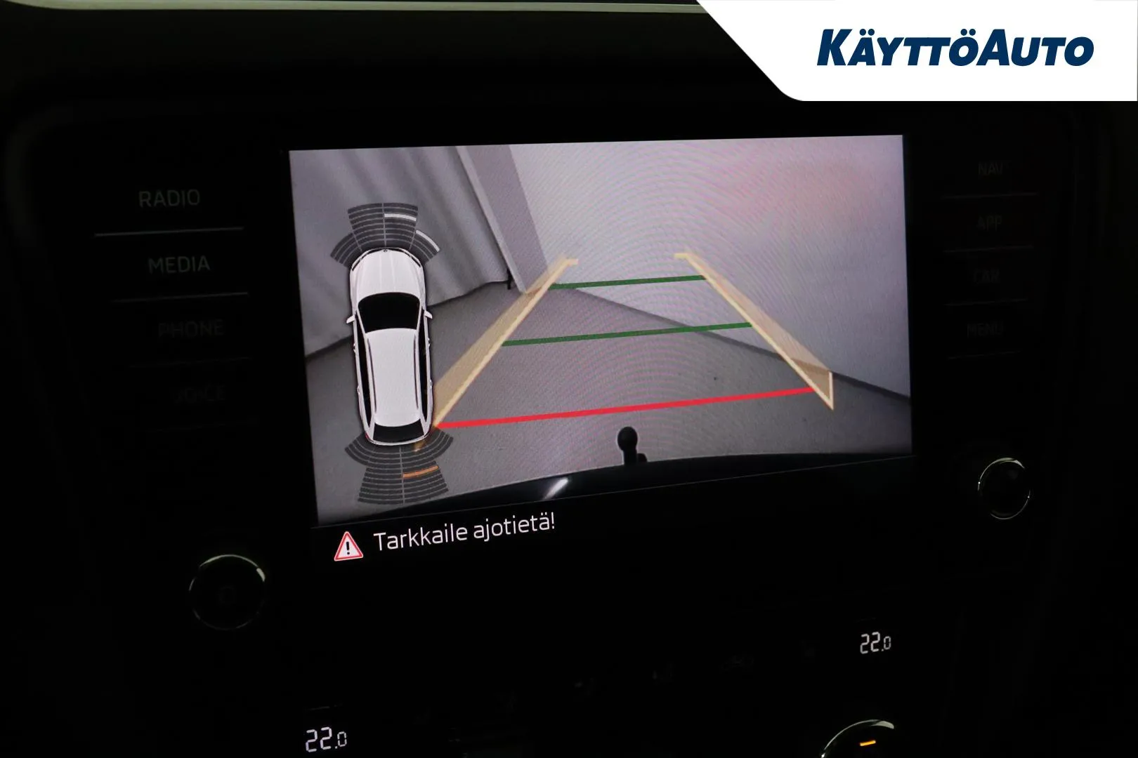 Skoda Octavia YKC-467 carousel image