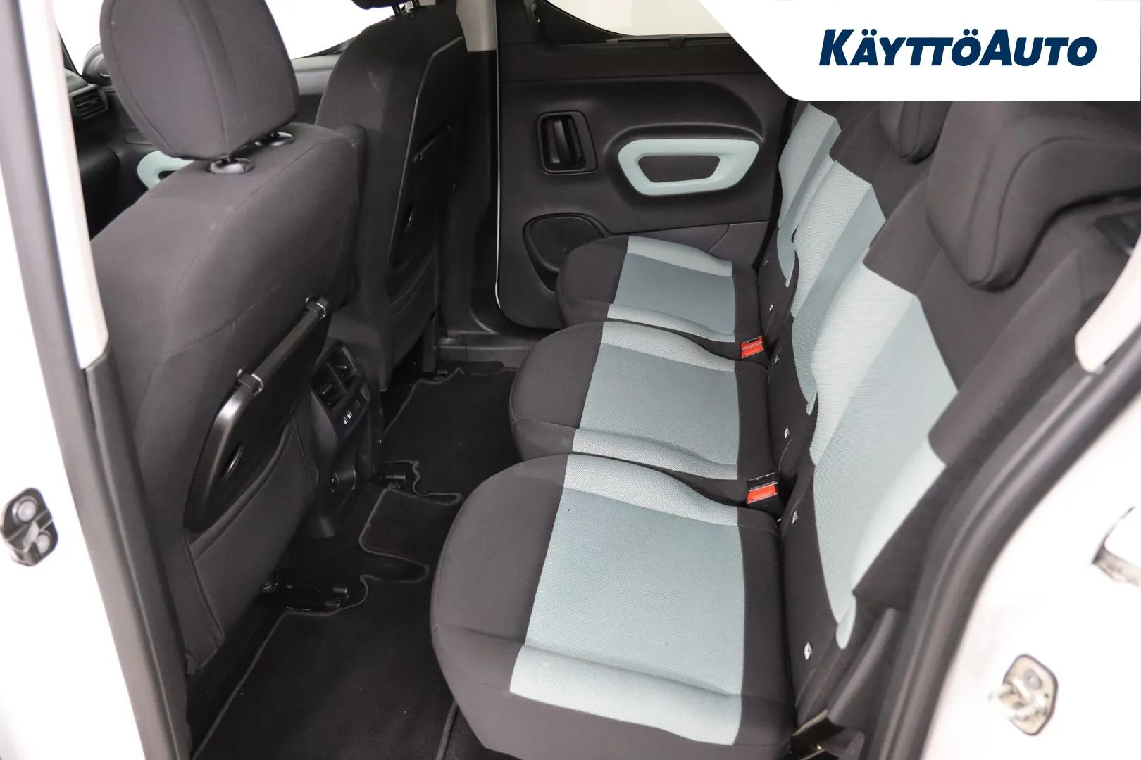 CITROEN Berlingo YLR-914 carousel image