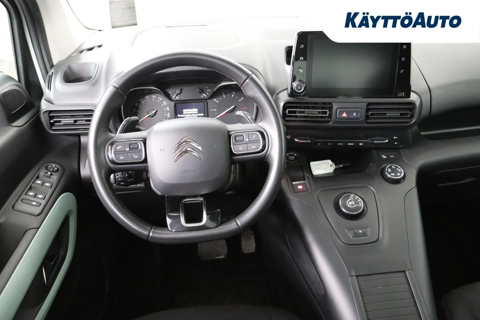 CITROEN Berlingo YLR-914 carousel image