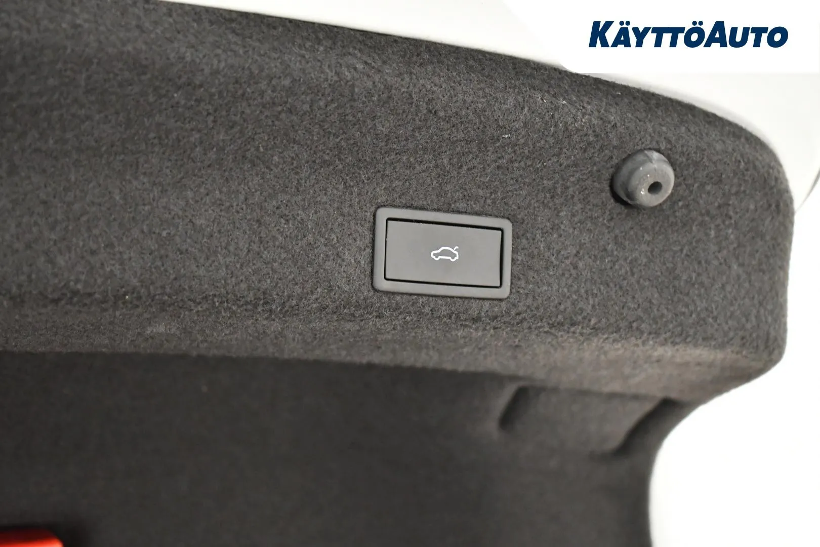 VOLKSWAGEN Passat LPP-458 carousel image