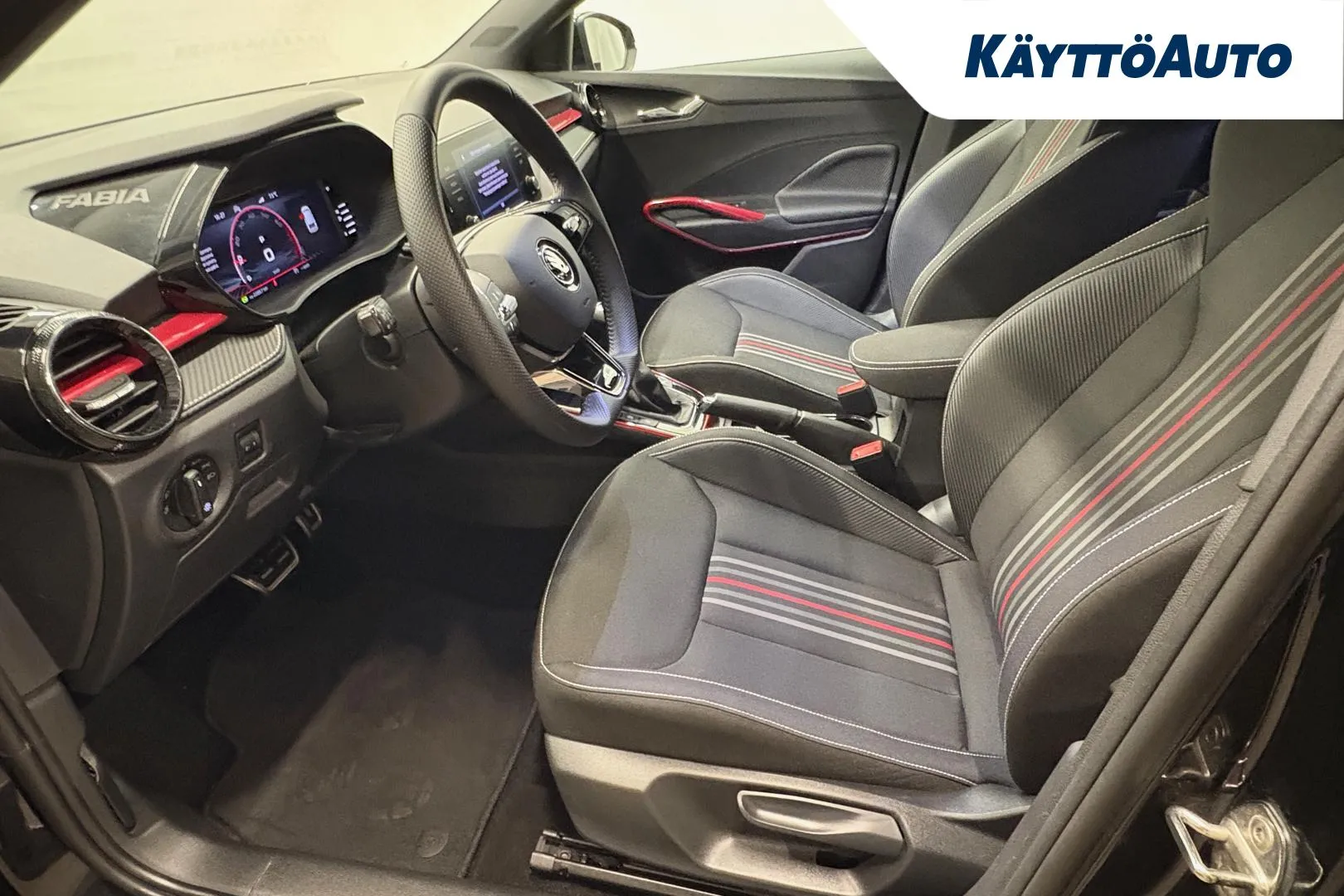 SKODA Fabia KVE-609 carousel image