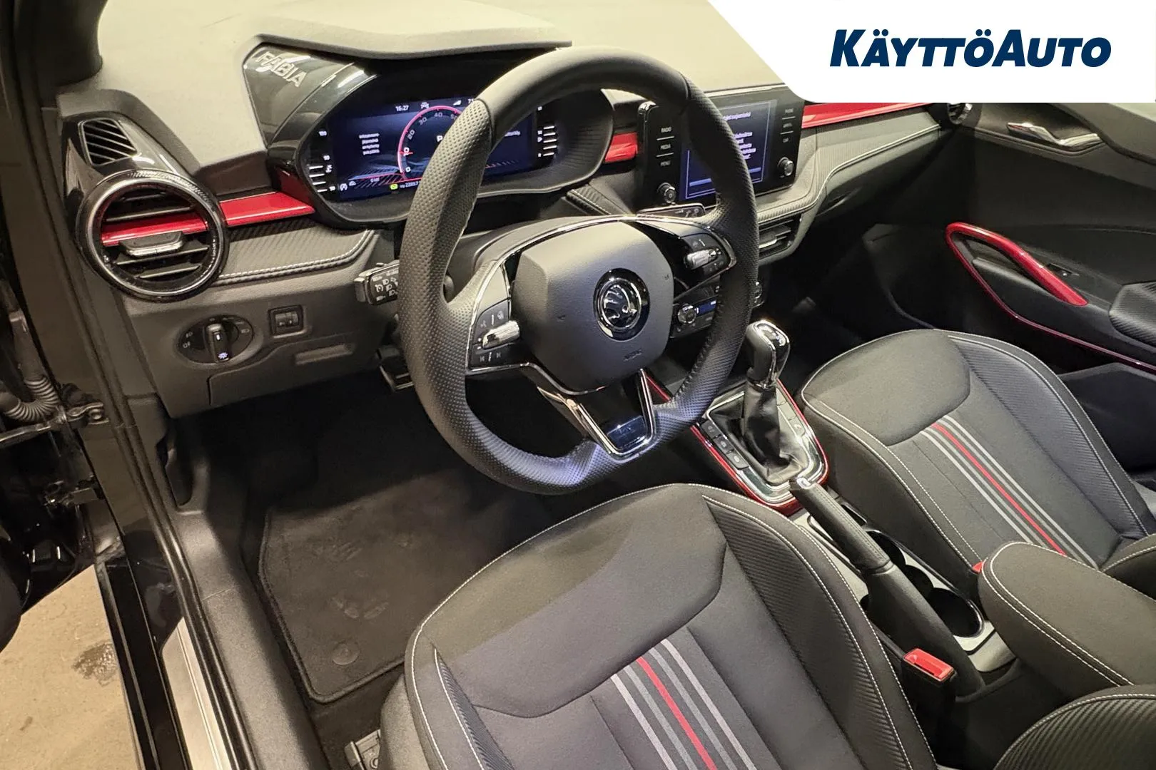 SKODA Fabia KVE-609 carousel image