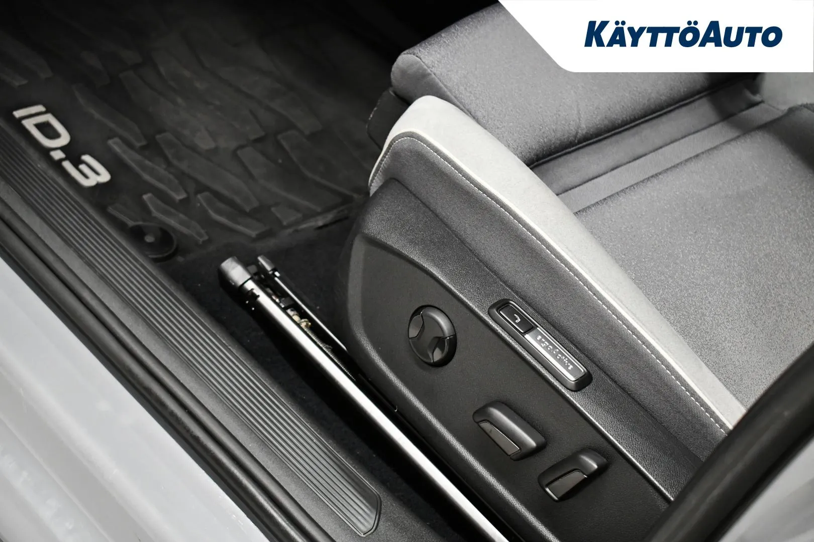 VOLKSWAGEN ID.3 JNK-408 carousel image