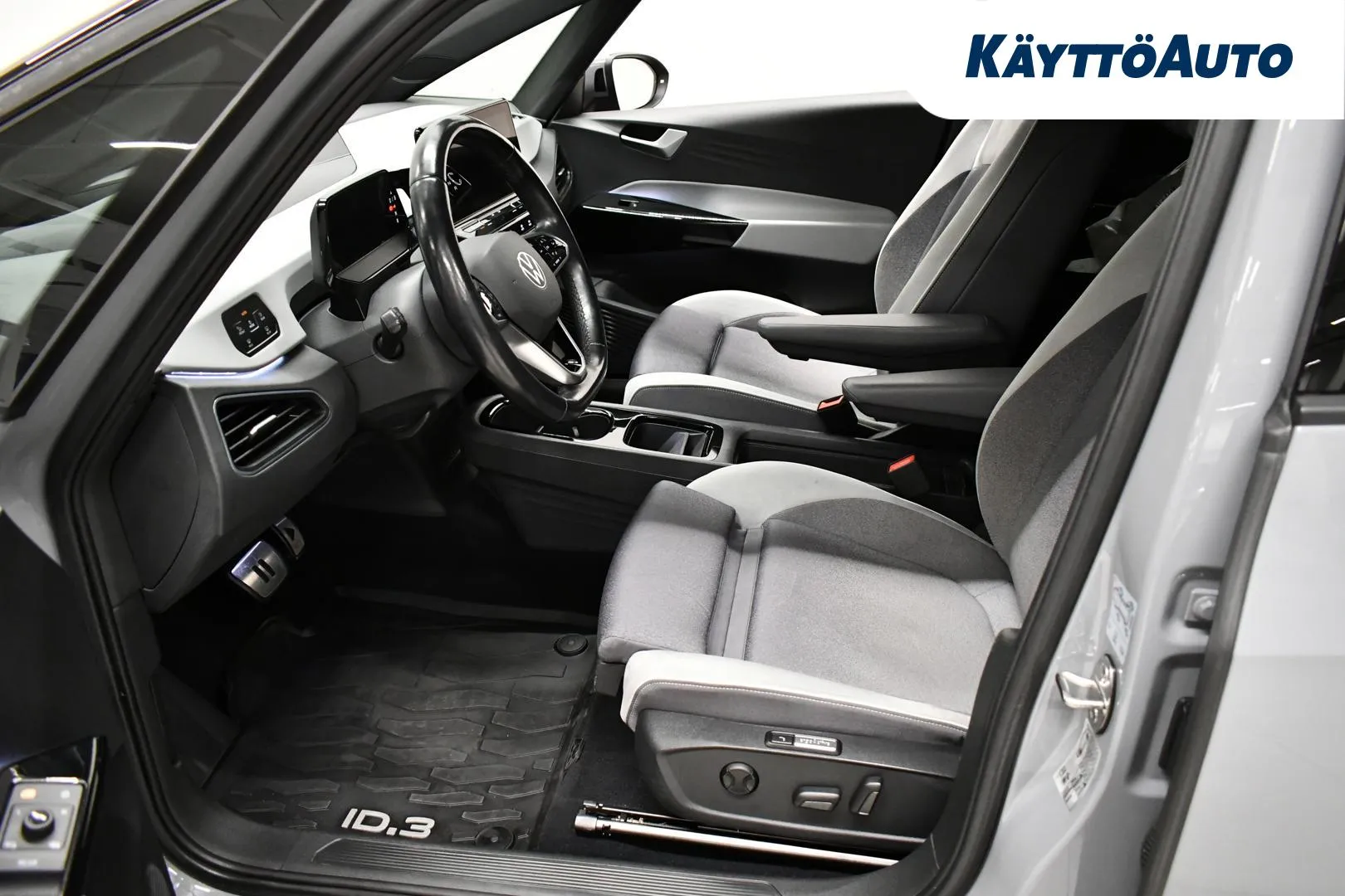 VOLKSWAGEN ID.3 JNK-408 carousel image