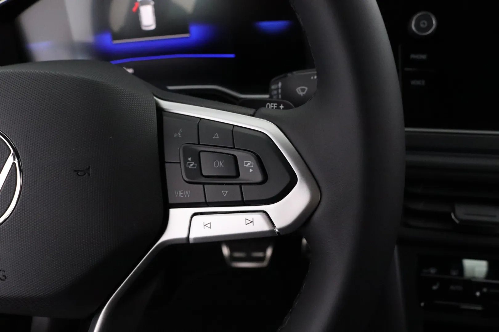 Volkswagen Taigo MRO-448 carousel image