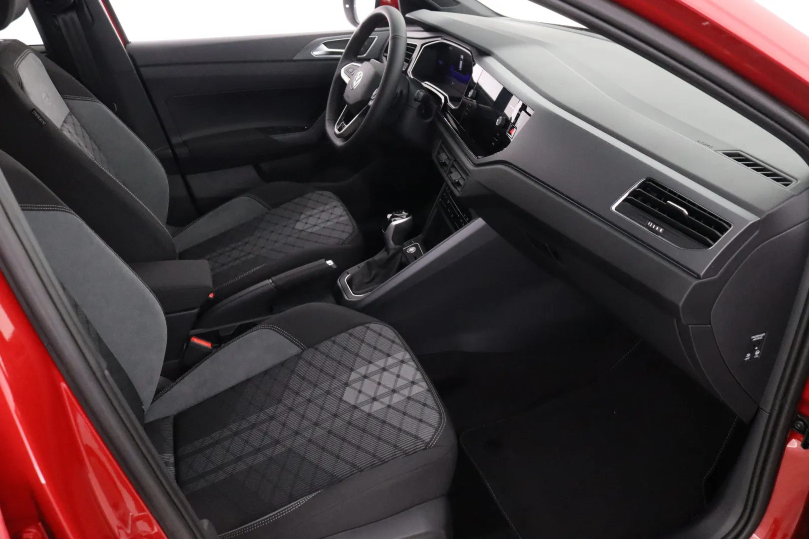 Volkswagen Taigo MRO-448 carousel image