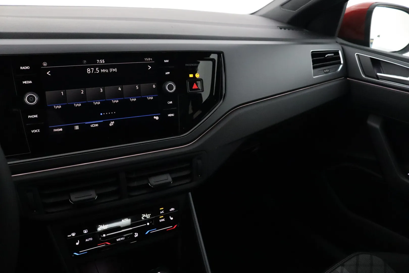 Volkswagen Taigo MRO-448 carousel image