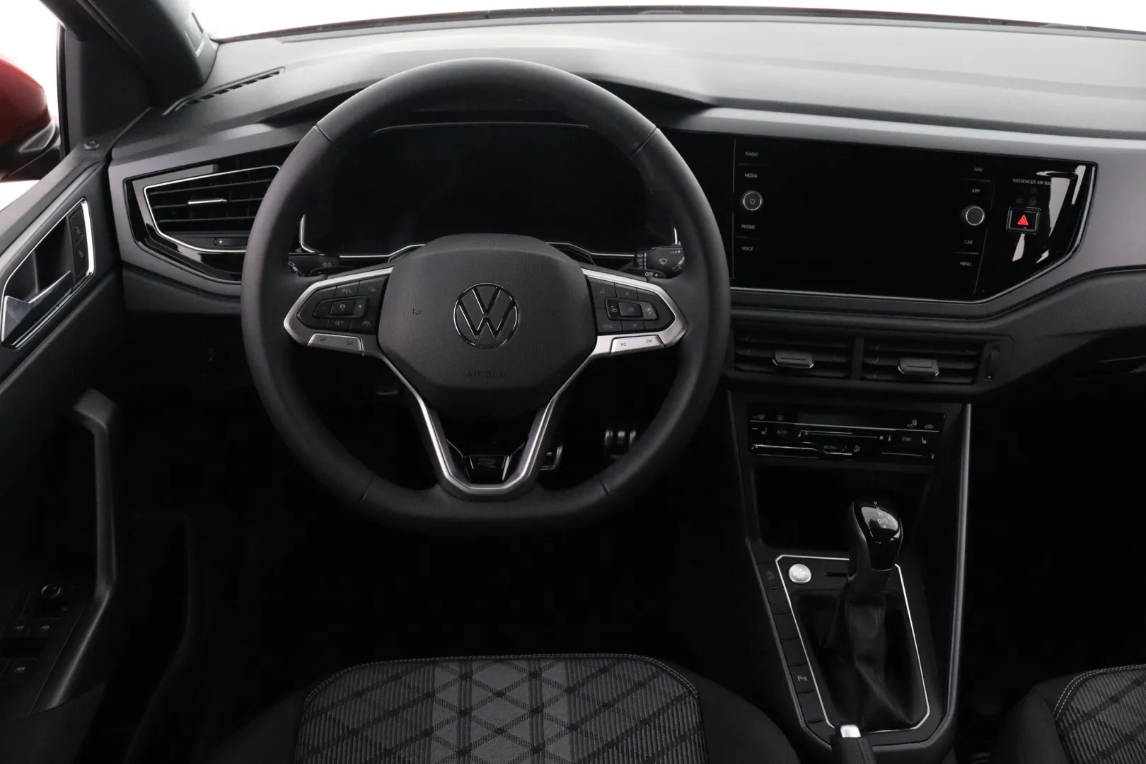 Volkswagen Taigo MRO-448 carousel image