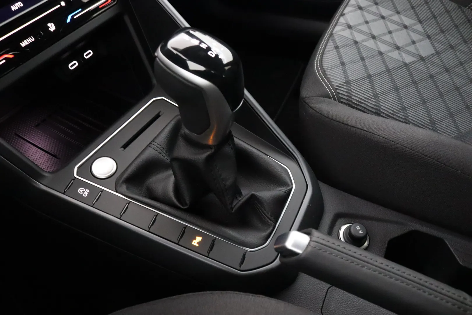 Volkswagen Taigo MRO-448 carousel image