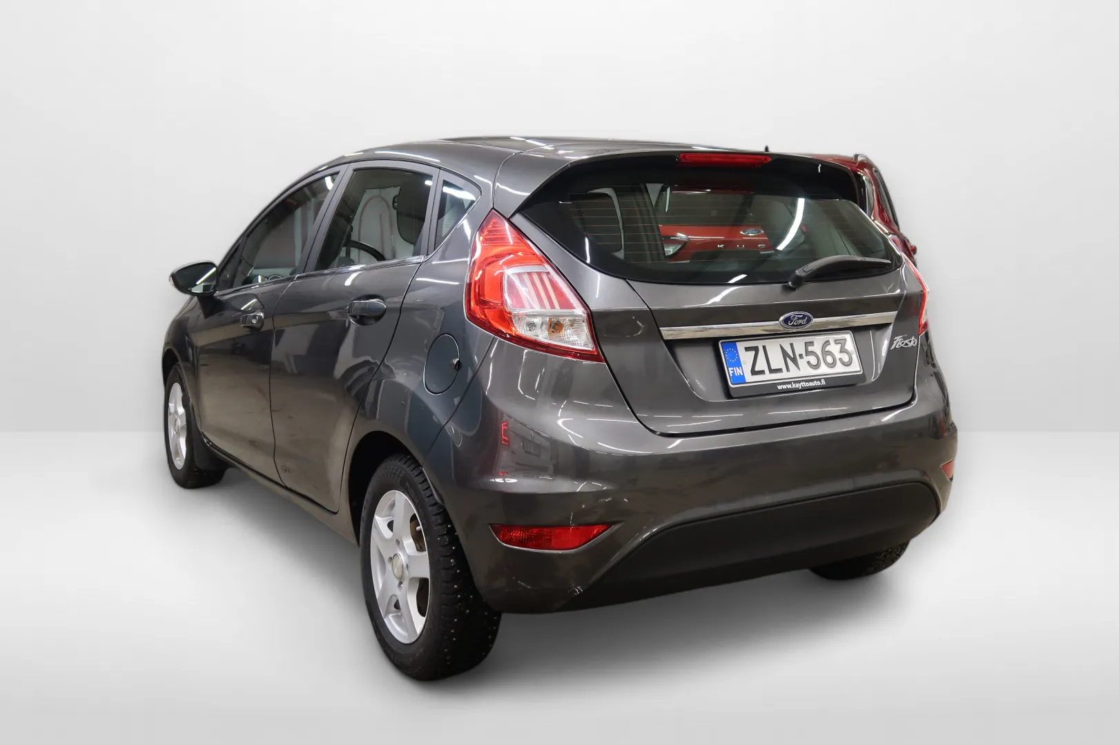 FORD Fiesta ZLN-563 carousel image