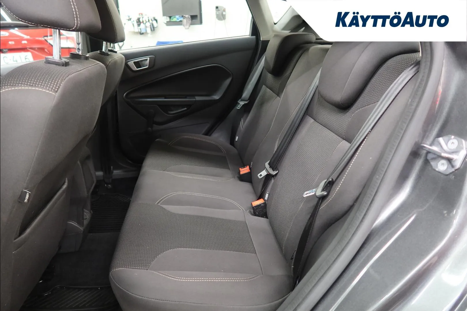 FORD Fiesta ZLN-563 carousel image