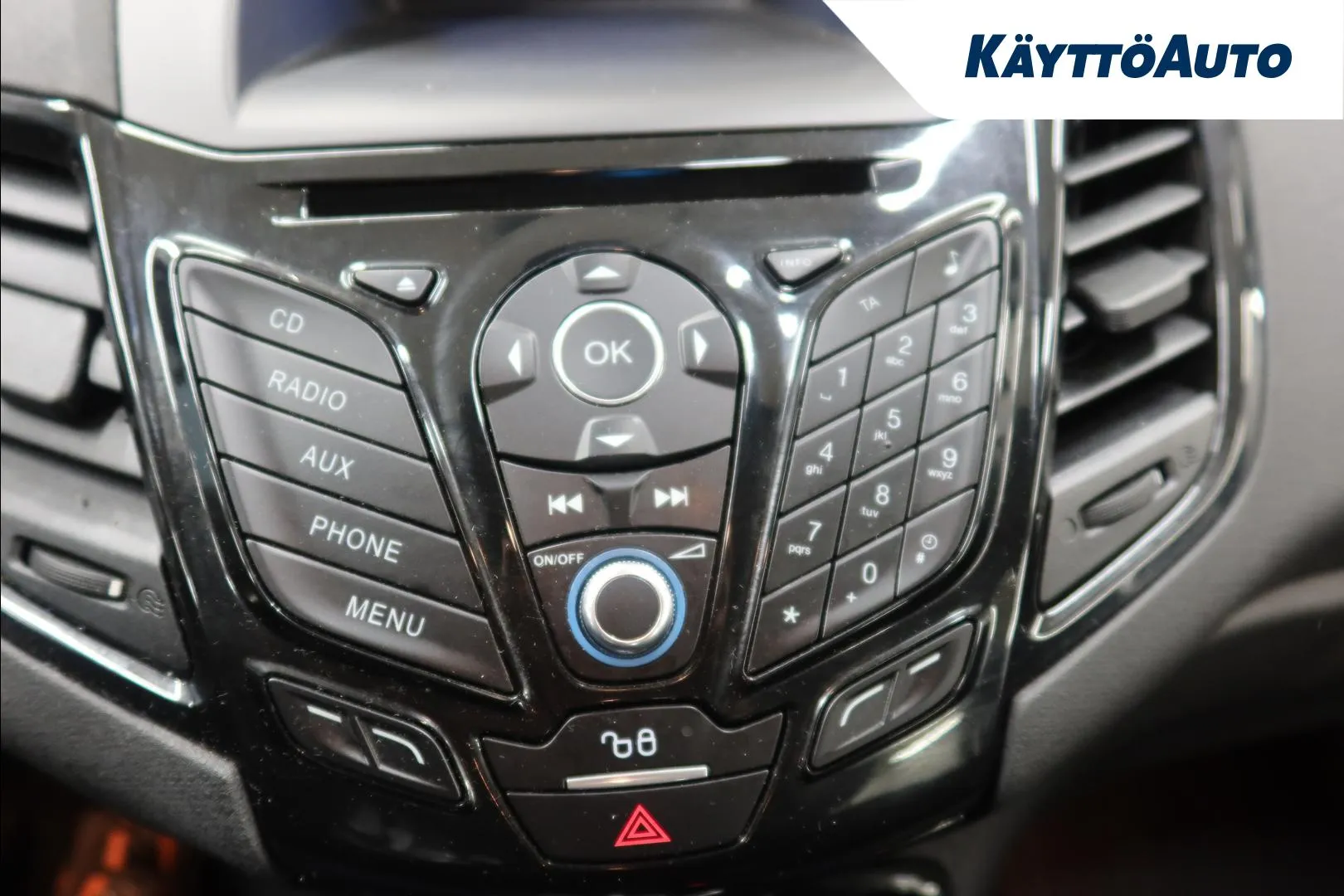 FORD Fiesta ZLN-563 carousel image