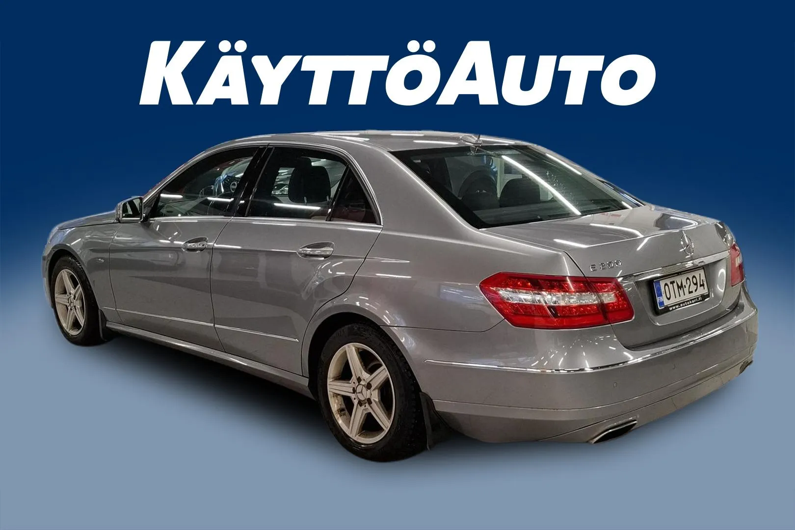 Mercedes-Benz E OTM-294 carousel image