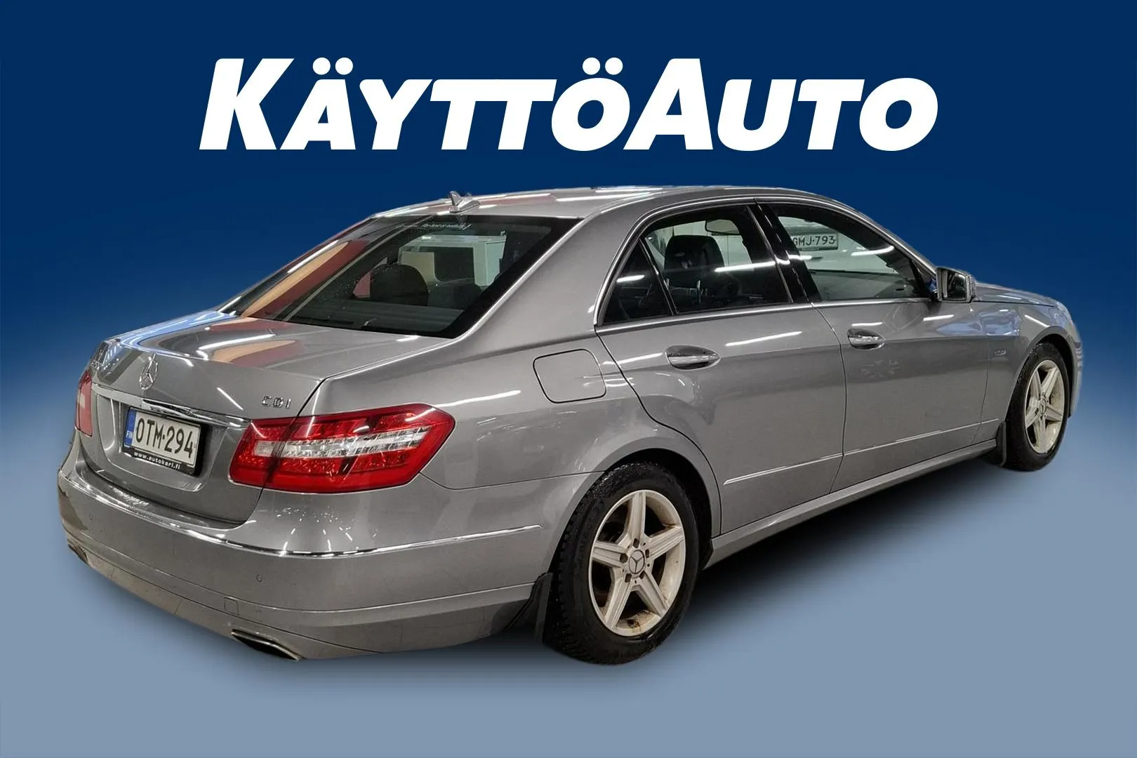 Mercedes-Benz E OTM-294 carousel image