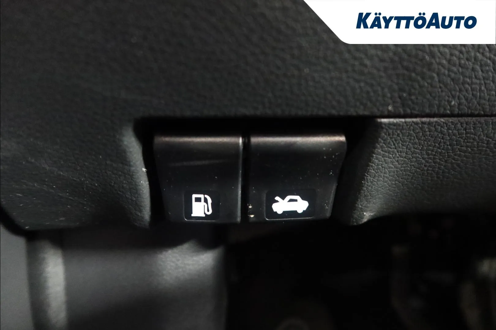 Nissan Qashqai BXX-271 carousel image